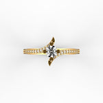 Lateral Diamond Gold Ring